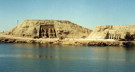Approaching Abu Simbel by boat